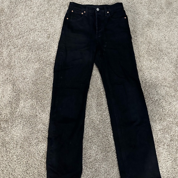 Aritiza Denim Forum Arlo Straight Leg Jeans - Picture 2 of 4